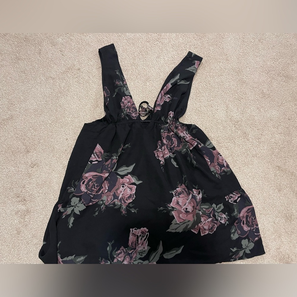 To I black baby doll dress. Adjustable waist. Size medium